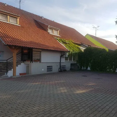Penzion Pasohlavky Guest house 3*